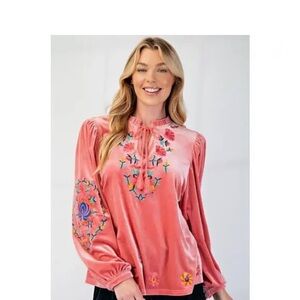 Easel Coral Embroidered Blouse